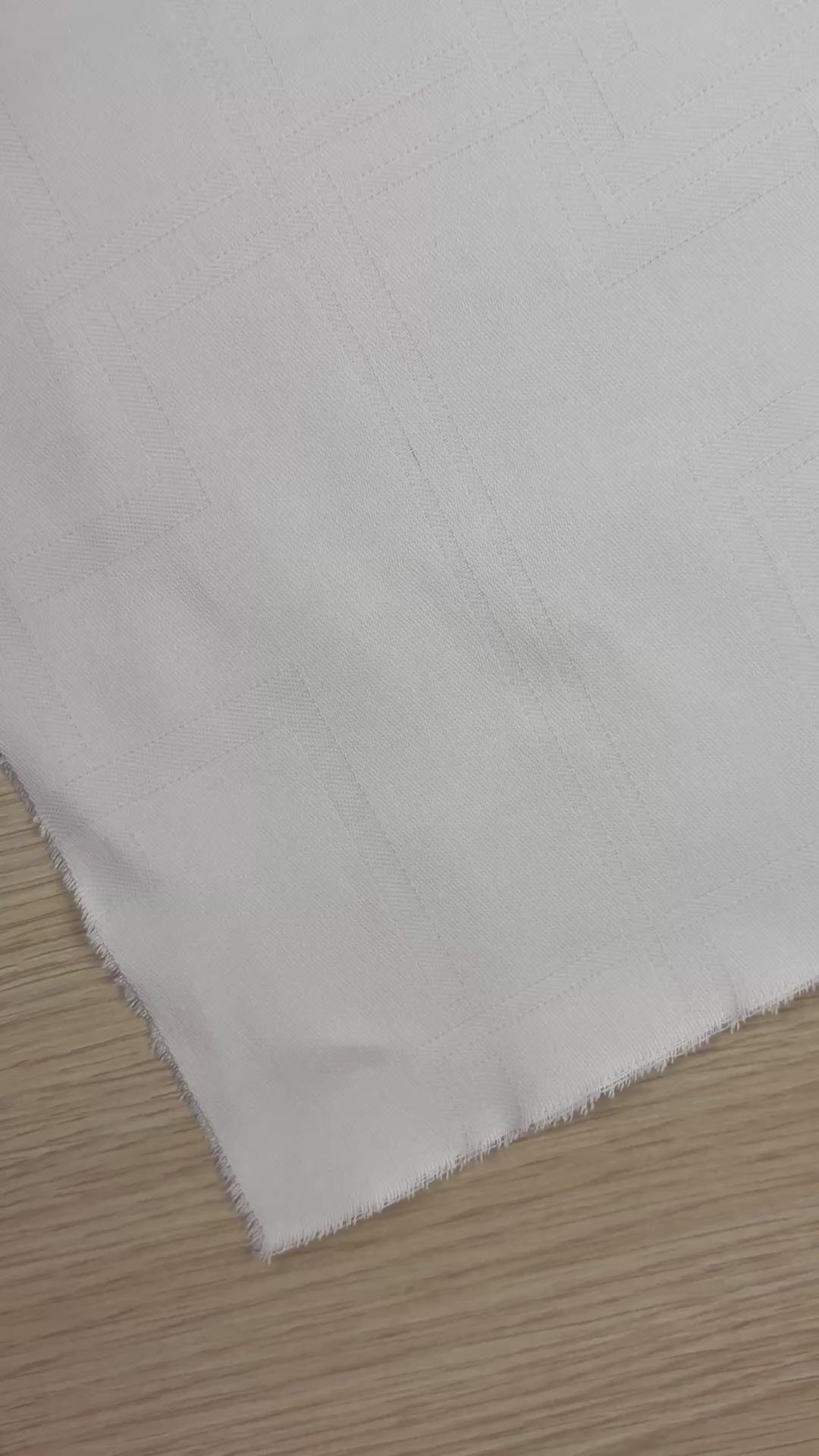 Coupon tissu jacquard géométrique 100% coton