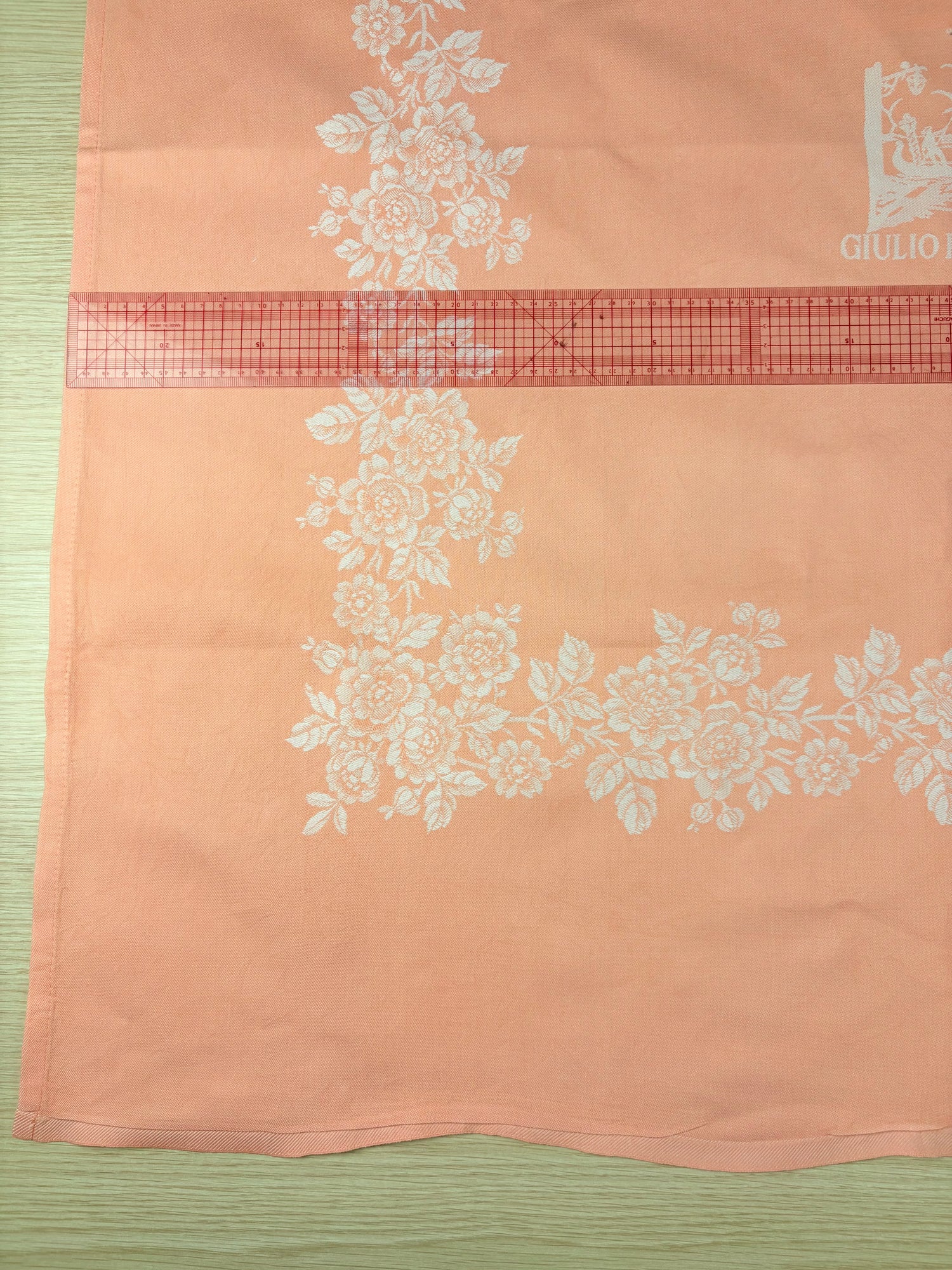 Nappe en jacquard motif floral rose - La Flora