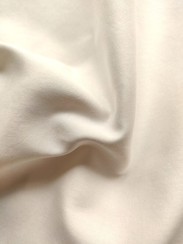 Coupon tissu satin peigné 100% coton crème - 140 x 200 cm - Upcycling - Seconde Main